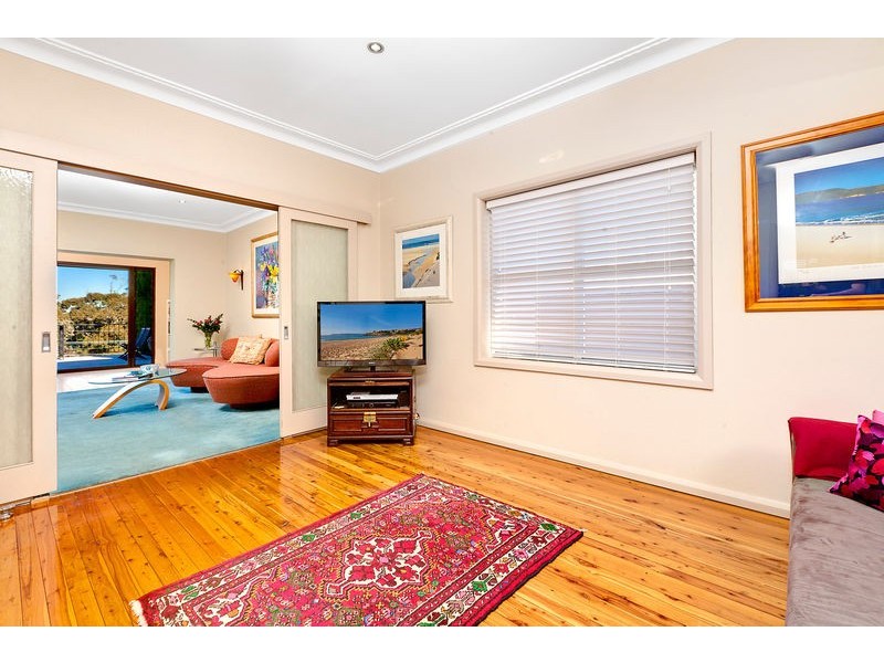 2 Alma Street (Cnr Woodland St), Balgowlah Heights NSW 2093