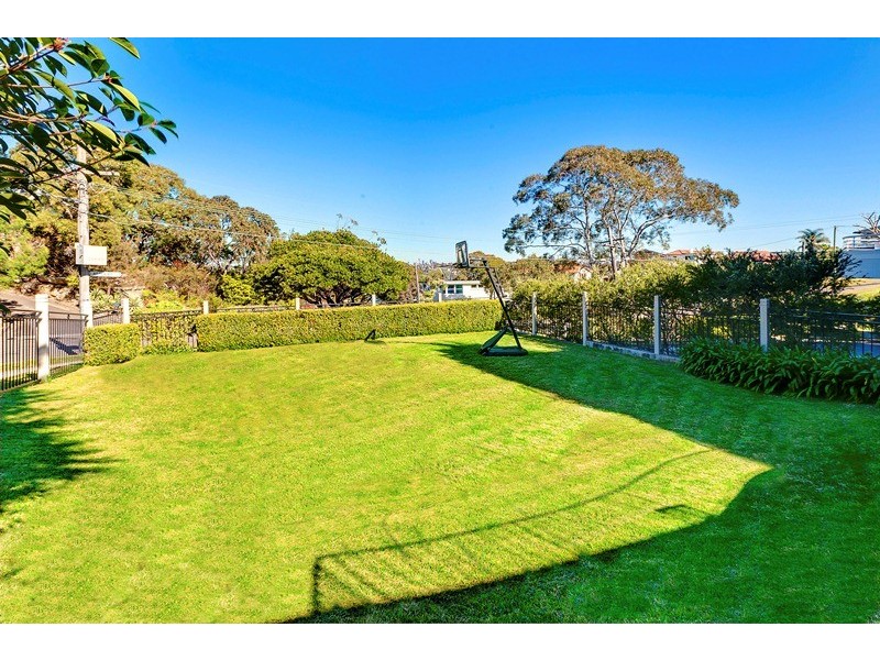 2 Alma Street (Cnr Woodland St), Balgowlah Heights NSW 2093