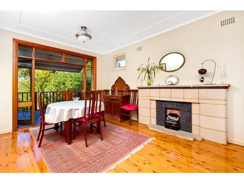 4 Frenchs Forest Road, Seaforth NSW 2092