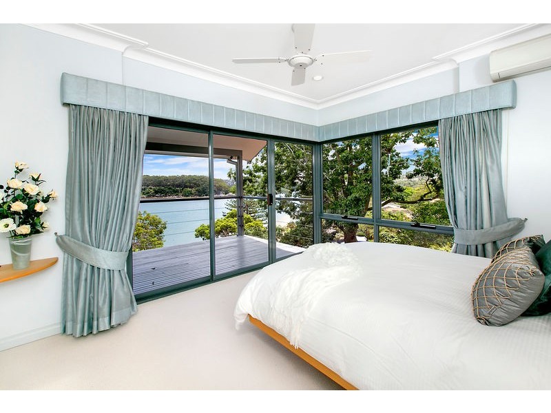 11 Amiens Road, Clontarf NSW 2093