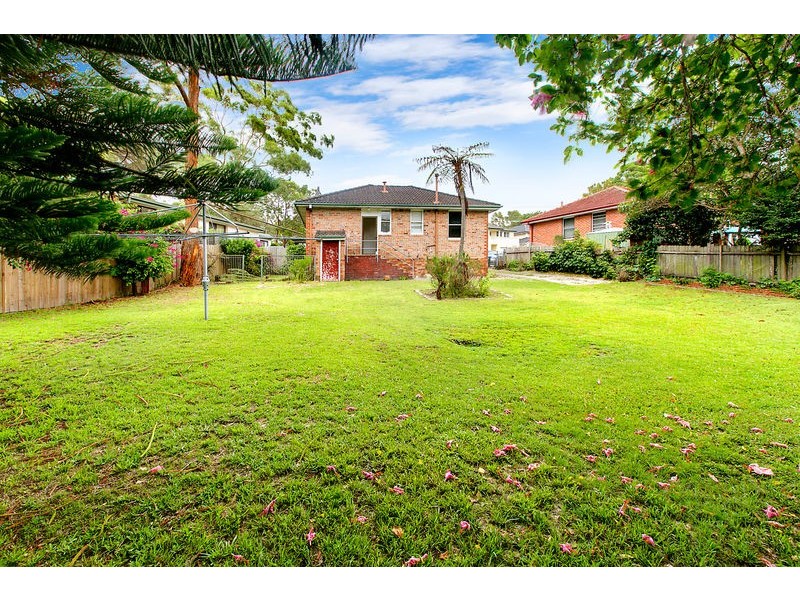 12 Benelong Street, Seaforth NSW 2092