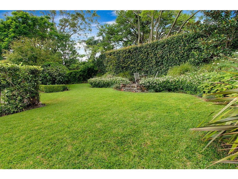 27 Macmillan Street, Seaforth NSW 2092