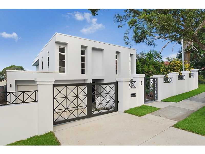 34 Fromelles Avenue, Seaforth NSW 2092