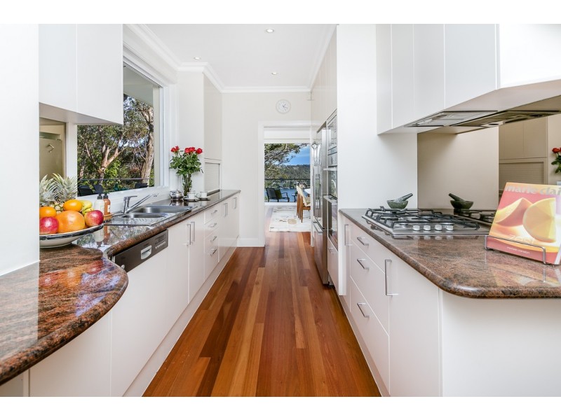 6 Sandra Place, Seaforth NSW 2092