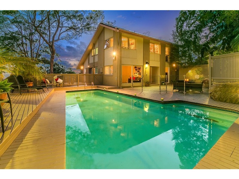 2 Munoora Street, Seaforth NSW 2092