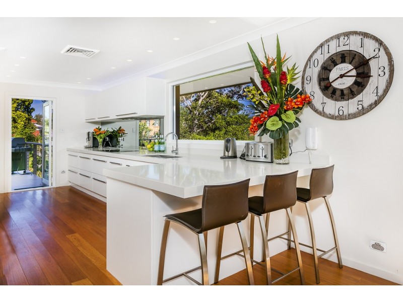 2 Munoora Street, Seaforth NSW 2092