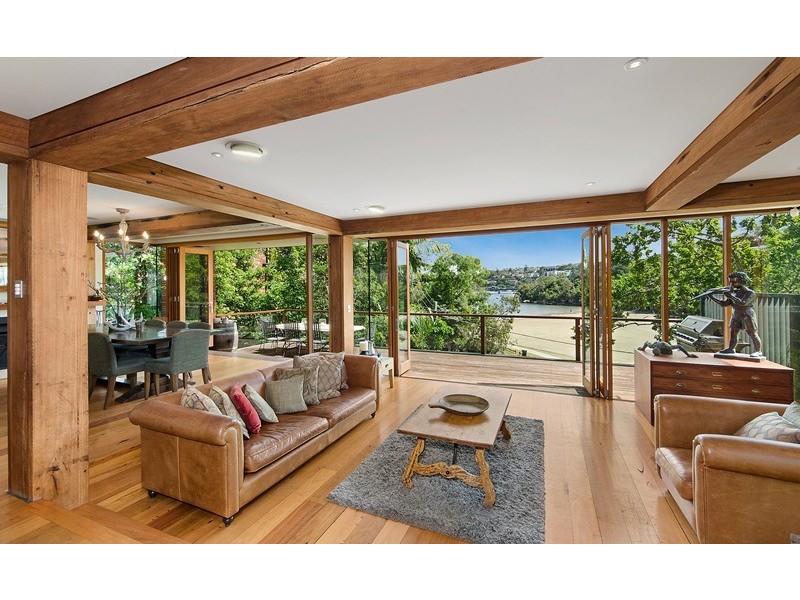 5 Sandy Bay Road, Clontarf NSW 2093