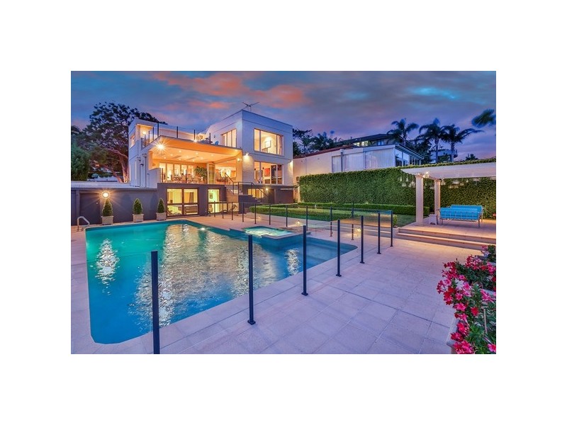 13 Moore Street, Clontarf NSW 2093