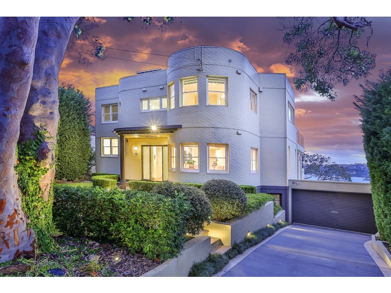 13 Moore Street, Clontarf NSW 2093