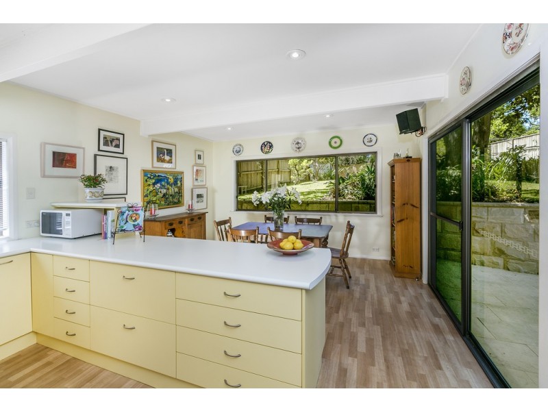 15 Kirkwood Street, Seaforth NSW 2092