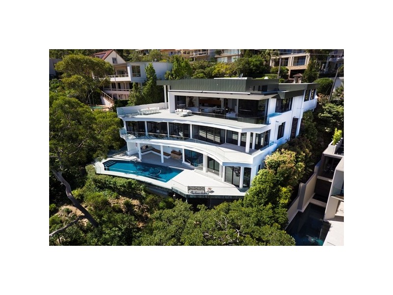 9 Peronne Avenue, Clontarf NSW 2093