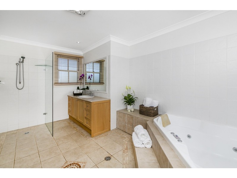 117 Clontarf Street, Seaforth NSW 2092