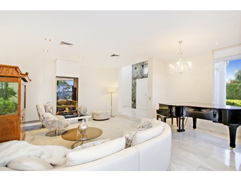 13 Old Sydney Road, Seaforth NSW 2092