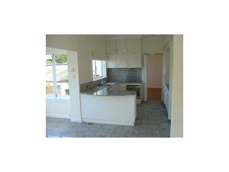 4 Palmerston Place, Seaforth NSW 2092