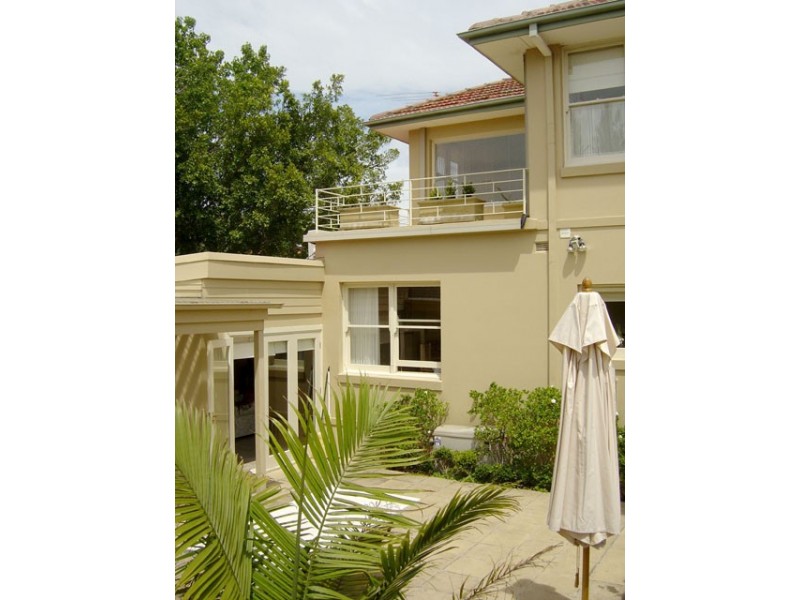 4 Palmerston Place, Seaforth NSW 2092