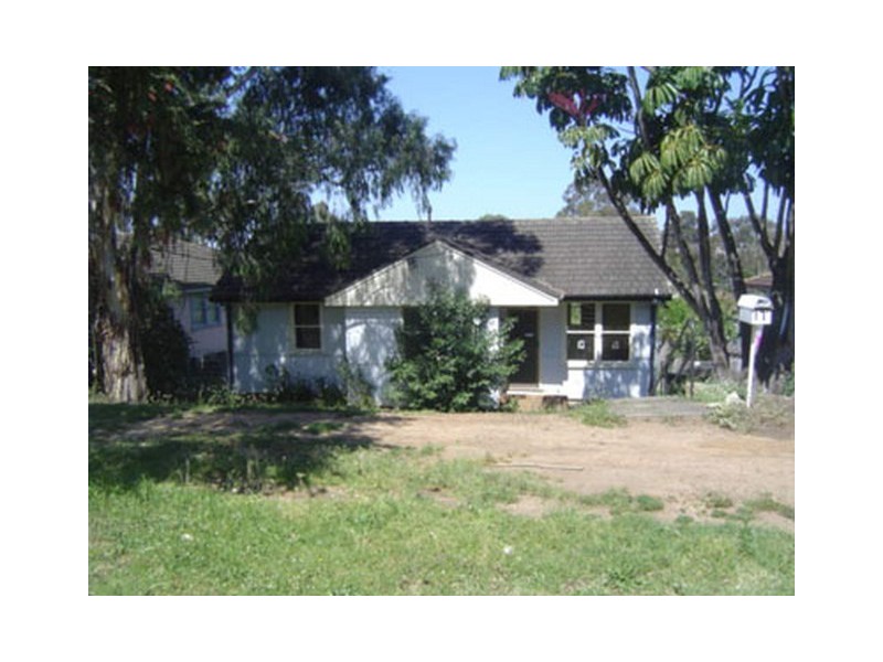 17  Wanganella St, Miller NSW 2168