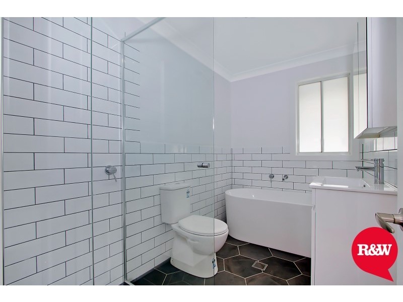 8 Trezise Place, Quakers Hill NSW 2763