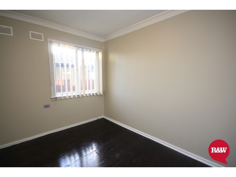 41 Lingayen Avenue, Lethbridge Park NSW 2770