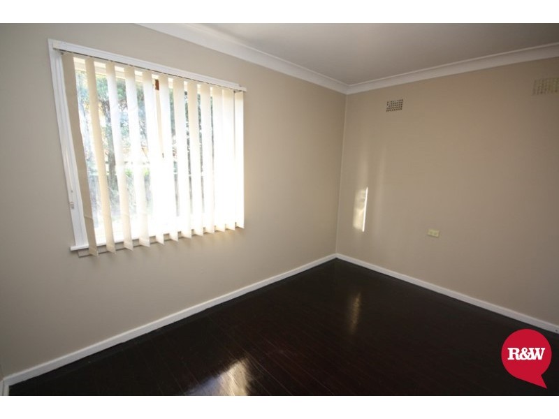 41 Lingayen Avenue, Lethbridge Park NSW 2770