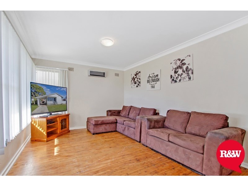 14 Copeland Road, Lethbridge Park NSW 2770