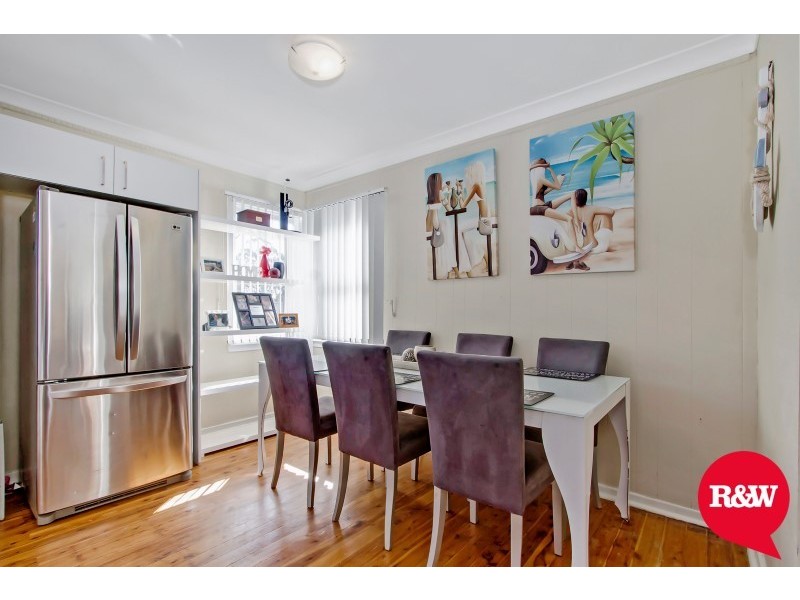 14 Copeland Road, Lethbridge Park NSW 2770