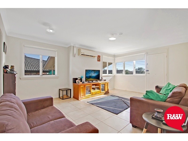 42 Mangariva Avenue, Emerton NSW 2770