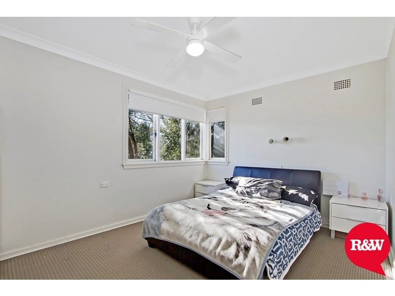 42 Mangariva Avenue, Emerton NSW 2770