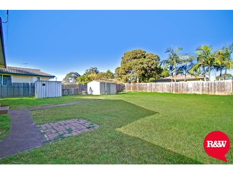 42 Mangariva Avenue, Emerton NSW 2770