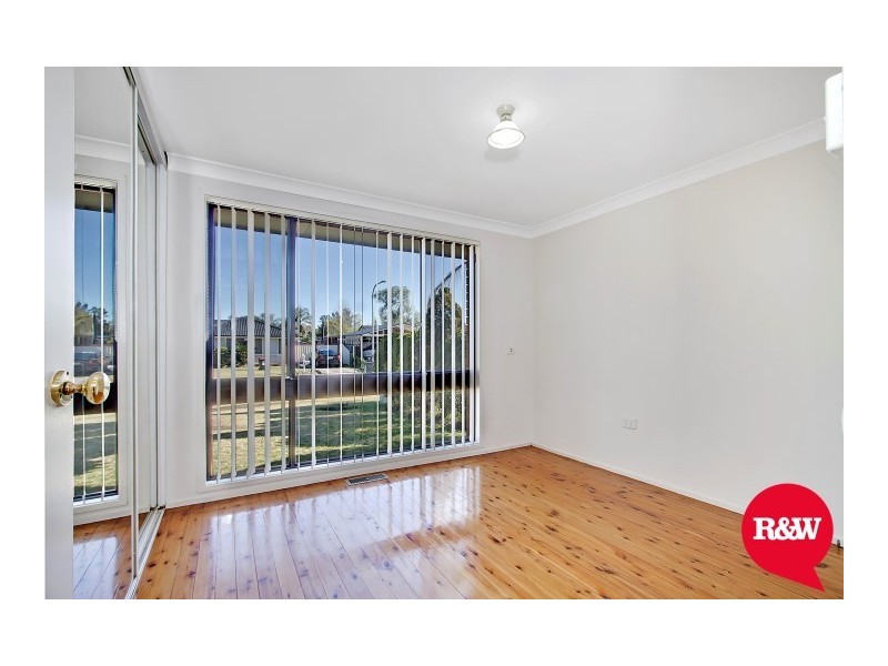 10 Marne Place, St Clair NSW 2759
