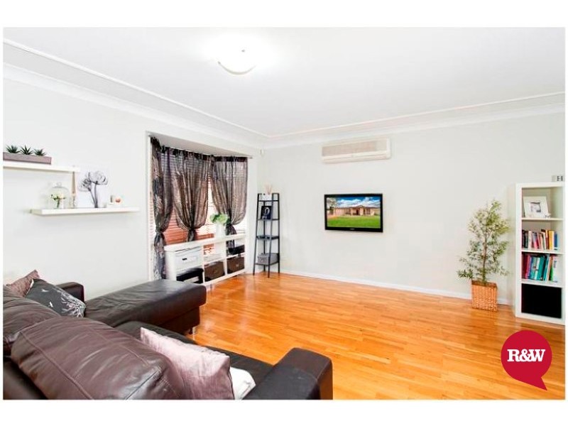 42 Mifsud Crescent, Oakhurst NSW 2761