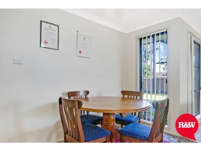 2 Natalie Place, Oakhurst NSW 2761