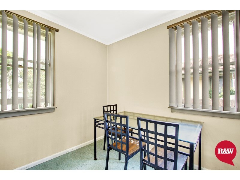 35 Feramin Avenue, Whalan NSW 2770