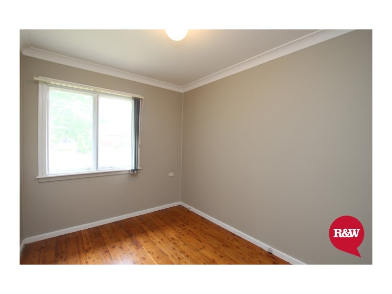 42 Kista Dan Avenue, Tregear NSW 2770