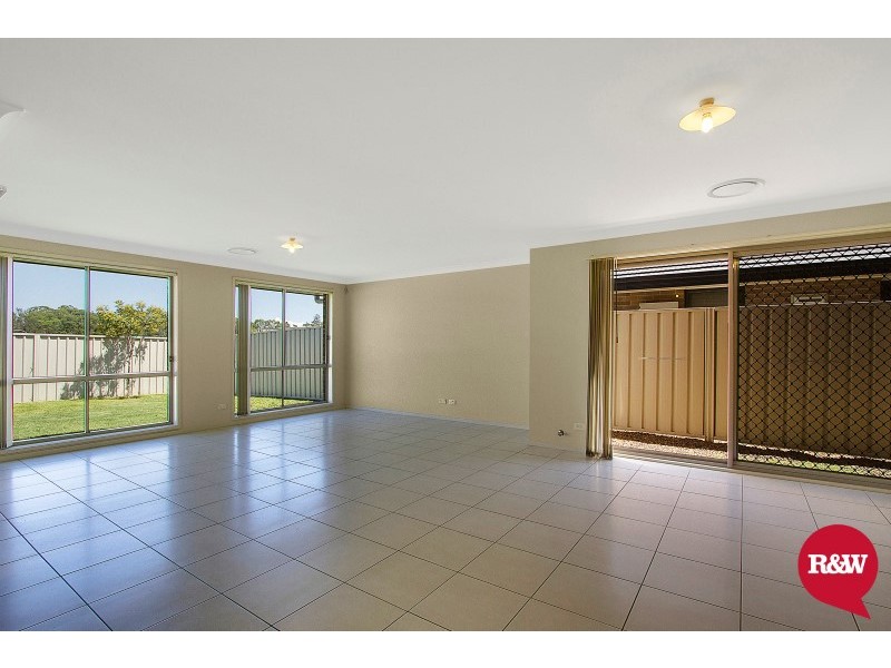 5 Pandorea Street, Claremont Meadows NSW 2747