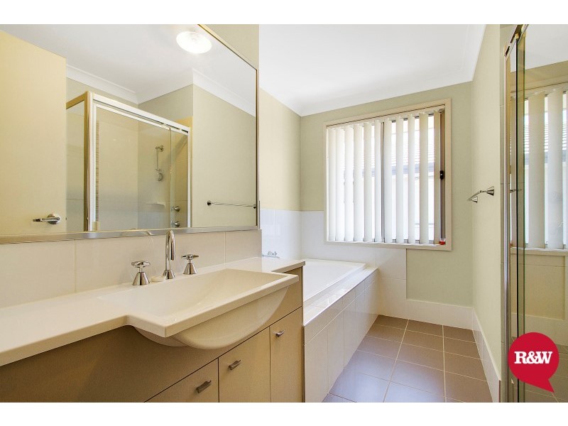 5 Pandorea Street, Claremont Meadows NSW 2747