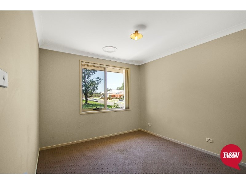 5 Pandorea Street, Claremont Meadows NSW 2747