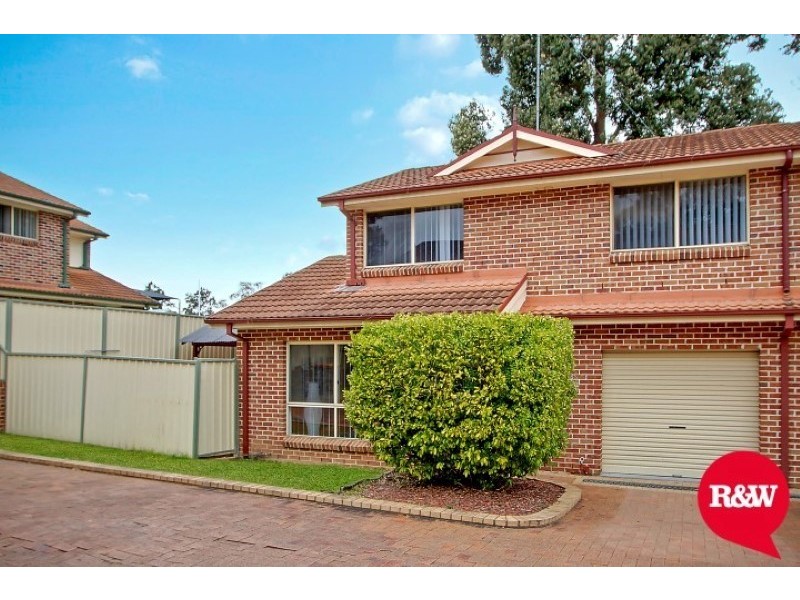 2/44-46 Luttrell Street, Glenmore Park NSW 2745