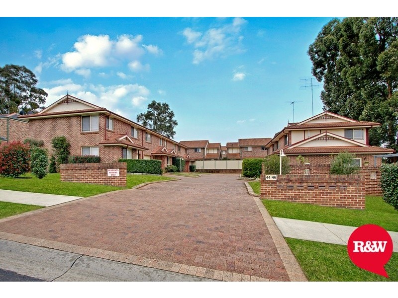 2/44-46 Luttrell Street, Glenmore Park NSW 2745