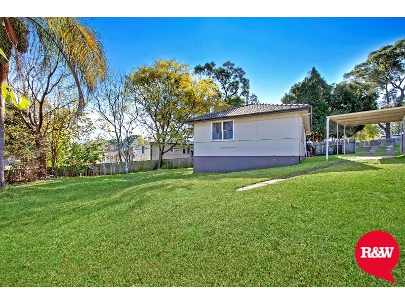 30 Luzon Avenue, Lethbridge Park NSW 2770