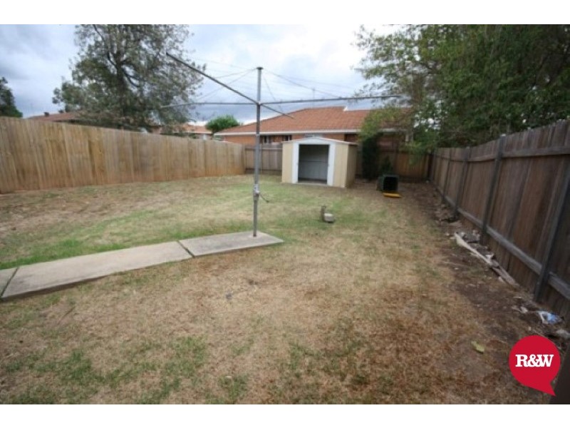 1 Keyport Crescent, Glendenning NSW 2761