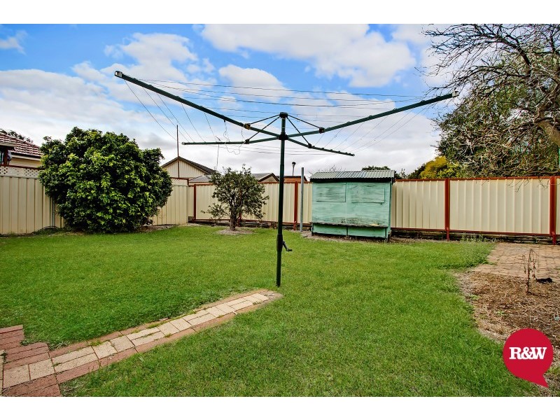 8a Thompson Avenue, St Marys NSW 2760