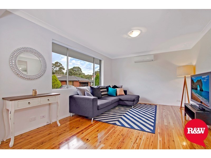 8 Trezise Place, Quakers Hill NSW 2763