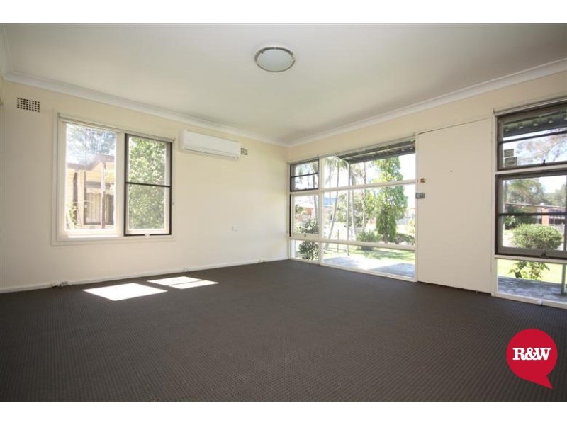 6 Antill Place, Blackett NSW 2770