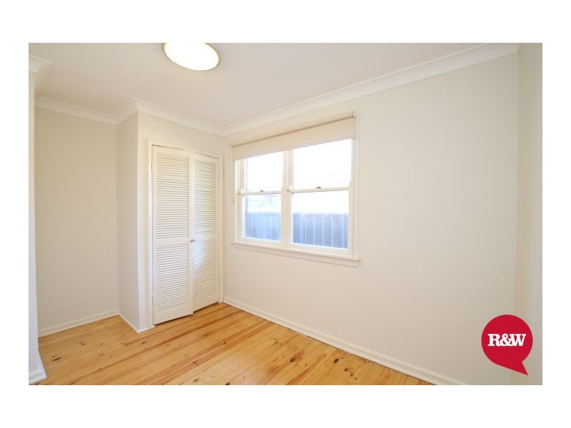 8 Hawaii Avenue, Lethbridge Park NSW 2770