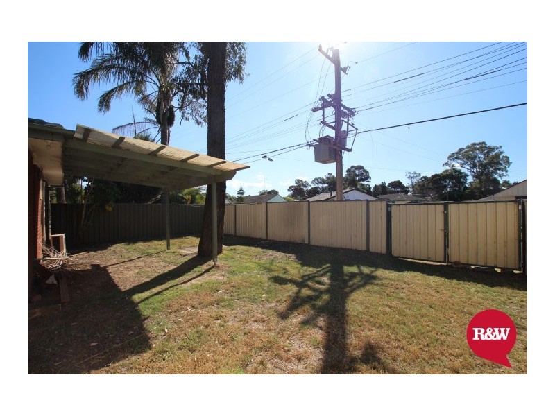 8 Hawaii Avenue, Lethbridge Park NSW 2770