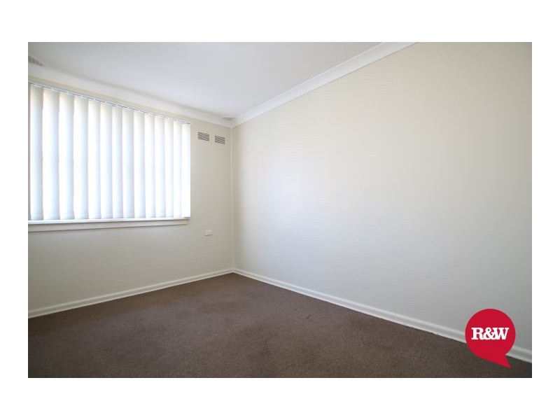 24 Waikanda Crescent, Whalan NSW 2770