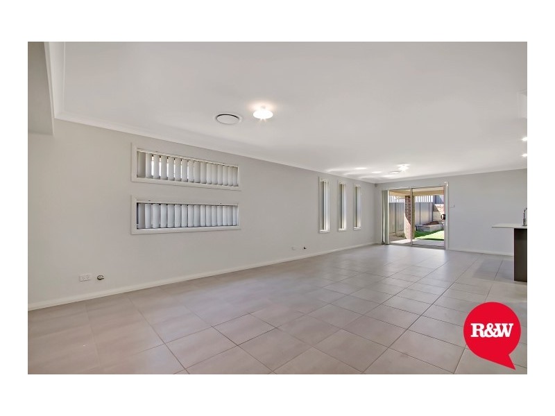 34 Longhurst Street, Oran Park NSW 2570
