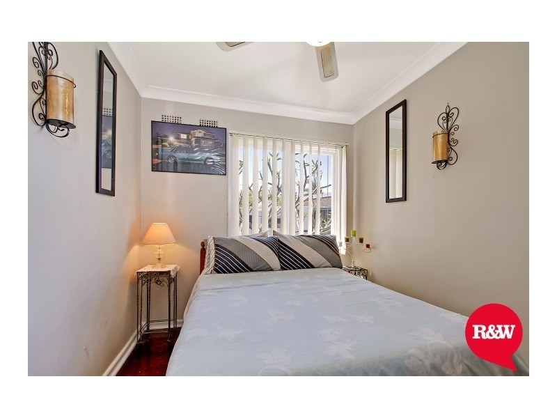39 Roebuck Crescent, Willmot NSW 2770