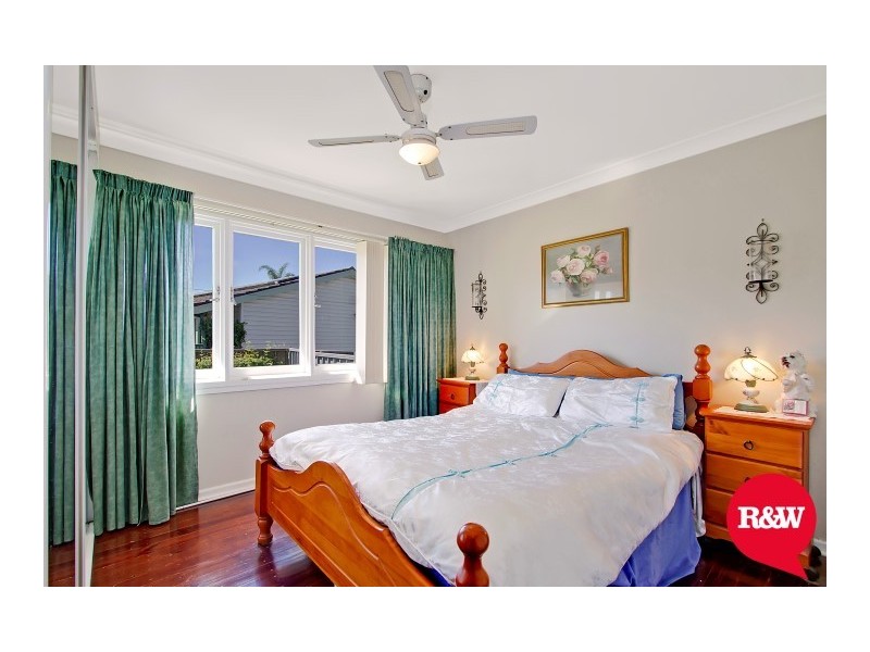 39 Roebuck Crescent, Willmot NSW 2770
