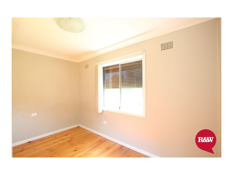 12 Picot Place, Blackett NSW 2770